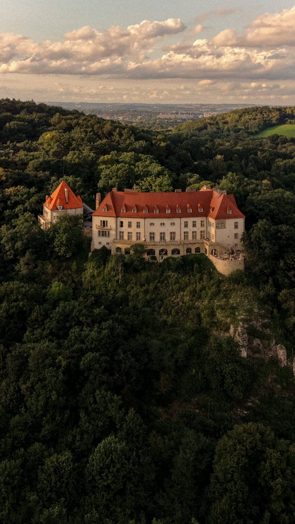 Hotel Zinar Castle Krakow slub jakubmajevski 001
